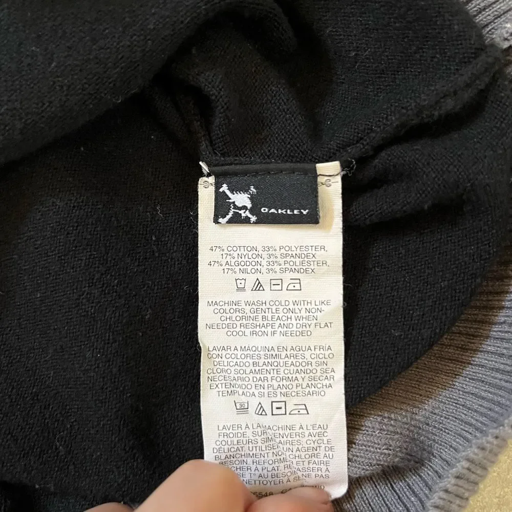 Oakley black and grey V neck sweater - Picture 6 of 6